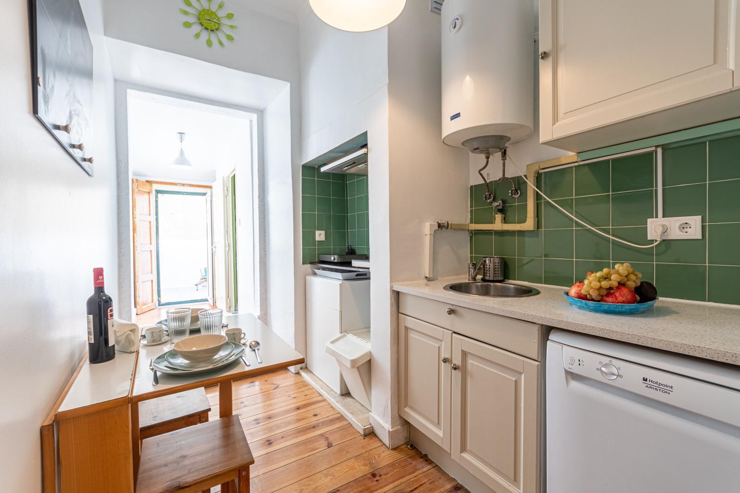 Spacious Apartment With Terrace At Graca Lisboa Exterior foto